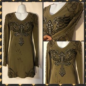 NWOT- Green dress w. Cutout sleeves & cutout back